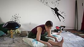 Join my fanclub for nude yoga lessons with big ass russian milf