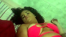 novinha se tocando gostoso
