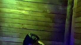 Detrás del encanto chileno sensual de Tinajas en clips de mamada casera.