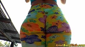 Slut Bounces Her Booty Hard!