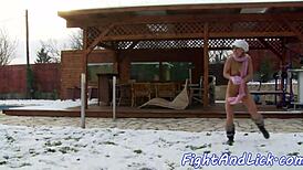 Snowballing lezzies chat about pussylicking fun today! 😜