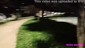 esposa fanny sem calcinha exibindo em p�blico