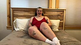 Teen Lilly's First Solo Masturbation Session With Nervous Fingering