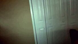 Viděl jsi někdy naughty teen 18+ s její těsnou pičkou takhle zpracovanou?