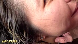 ostre facefucking amatorskiej Filipinki w kuchni z bliska