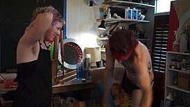 Olen shokissa Mistress Red Herrings yllätyksenä anaali nyrkillä mies taide mallille castingissa osa 1