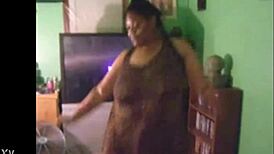 April rains popping her saggy tits and ass while dancing in gold and black fit, bbw style 😍