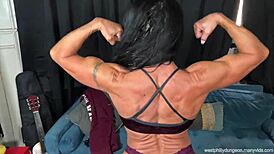Bodybuilder Gilf Azure Dee is back for some intense group fun.