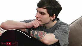 Skinny Bella Grey got FACIALIZED after unplanned ANAL SEX with her BF