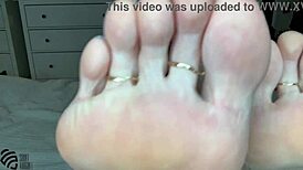 Liza Virgin showcases foot fetish in heels