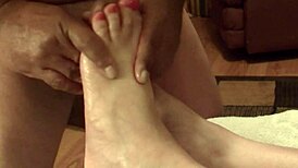 Amateur Wife Gives Oily Footjob With Her Toes!