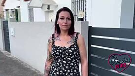 Vick coquine plantureuse enjoys outdoor sensual fun