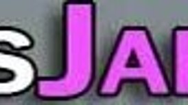 おい、この日本人ティーン18+がハードに突かれるの見て