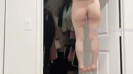 Petite Asian Muscle Girl Nude Pull-Ups