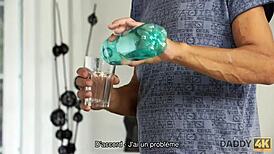 Daddy4K Papi rozmaznáva Victorii Daniels peniazmi a starostlivosťou