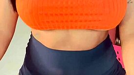 You crazy for dick in short shorts and mini top