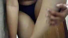 Riya Thakur records a bathing video for her boyfriend!