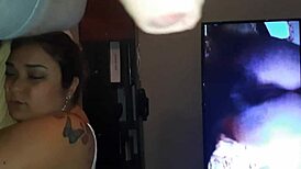 Mi Marido Masturbándose Por Zoom Con Su Ex Mientras Duermo