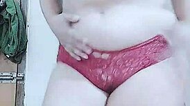 Horny layla playing with big tits 😏