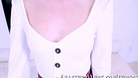 Daphne Dare Gives Sensual Suck Job!