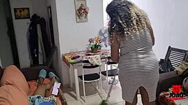 Domestic worker without panties I didn't forgive and put it in her big ass chefona araujo