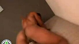 Comendo a Empregada: Leda Santana in Retro Action. Homemade Heat Unfolds