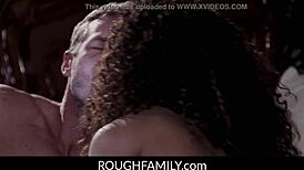 फ्लैट एबनी युवती 18+ व्हाइट सौतेले पिता द्वारा व्रेक हुई. डेमी सुथरा पैरोडी सीन में हार्ड लेती है