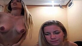 Angelayouth Nude Webcam Outdoors