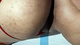 amateur girl likes getting it in the ass doggy style