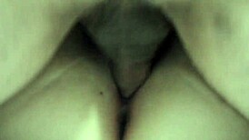 Impregnating my girlfriend with a deep creampie feels amazing