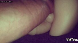 ゲイの玩具プレイ、ワイルドなギアで激しいアナルアクション、深い快楽