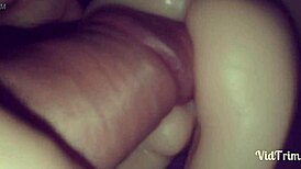 ゲイの玩具プレイ、ワイルドなギアで激しいアナルアクション、深い快楽