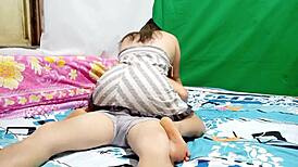 Kurva, měli jsme sex s nevlastním strýcem mého otčíma... co jsme to udělali, to nás pošle do pekla!