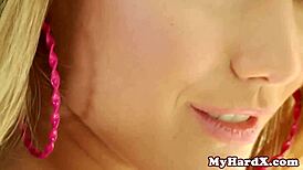 look at this booty babe sucking cock before that messy facial