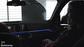 Beauty blonde discovers squirting during doggystyle massage