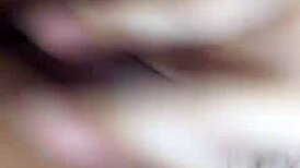 vợ nứng rủ chồng gọi video chat sex