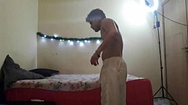 i'm watching this especial natal with the novinha squirting and blowing jobs