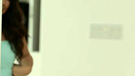 Young lesbians scissoring pussy 😍