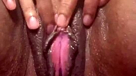 D Kitkat Uses Pumping Machine And Dildo