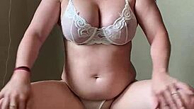 Gorgeous milf riding sybian hard with wild moans! So hot! 🔥