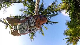 shibari at public beach with lordshibarifloripa feels so daring