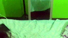 Flaca puta folla sin condón a su hermanastro 😈