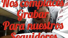 Cuando mi hermanastra esta sola en casa aprovecho para chupar el pene bien rico