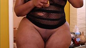 Sashabooty, fuck those sex toys hard!