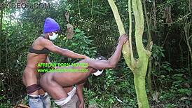 A very hot fuck in the open air under the woods during a meeting between two straight tourists who send each other off on the soft grass full of orgasm and enjoyment abound on xvideos red