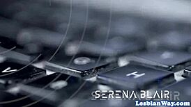 i am a secrit lesbian spy scissoring in a sexy trio with piercings