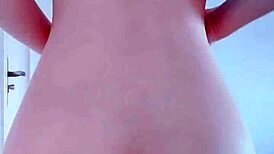 Wet and Wild Chinese Video for Ultimate Pleasure Now!