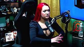 I watched Bia Ruiva bend over on the table