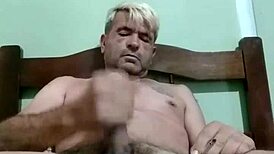 Quer gozar nesse close gay safado?