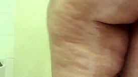 Pretty pink pussy Lil-Ryda seductively oils up her big ass and tits